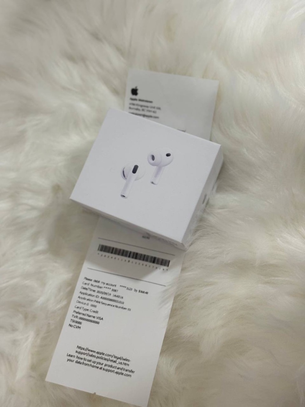 🎧 Apple AirPods Pro (3rd Gen) – Brand New, Sealed 🔥
